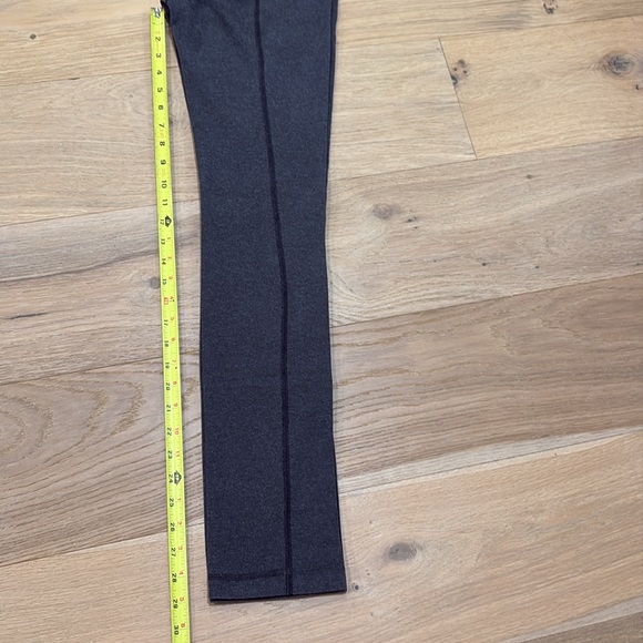 Lululemon Skinny Groove Pant - Picture 6 of 6